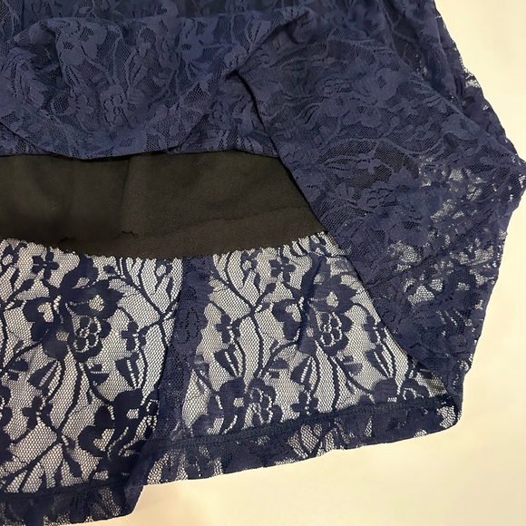 Relativity Navy Blue Lace Skirt - Picture 4 of 5
